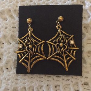 Spider Web Pierced Earrings Dangle Style
